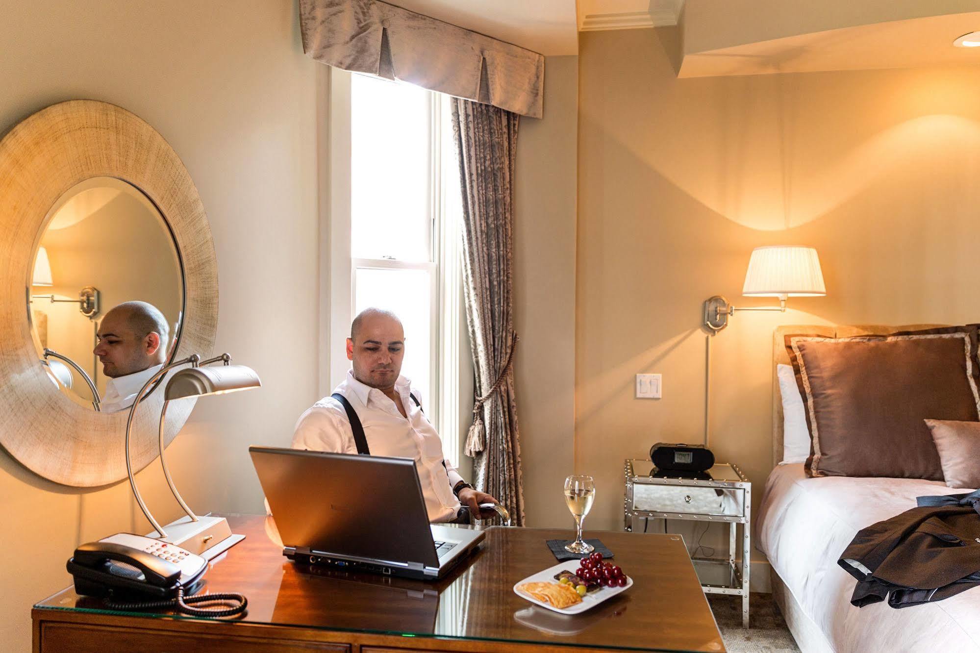 Union Bank Inn Edmonton Luaran gambar
